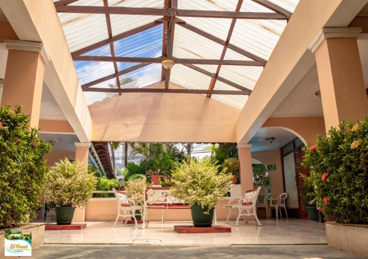 Hotel Y Cabinas El Coral Jacó Exteriér fotografie